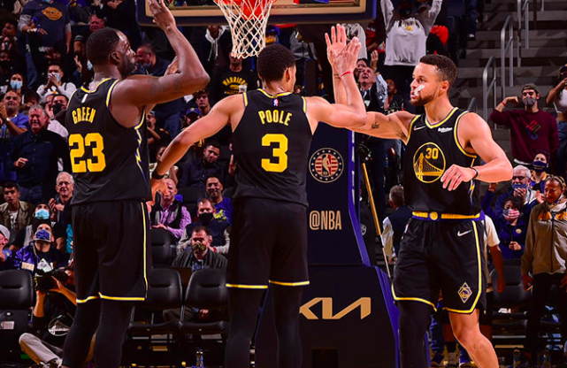 后场分担持 后场分担持